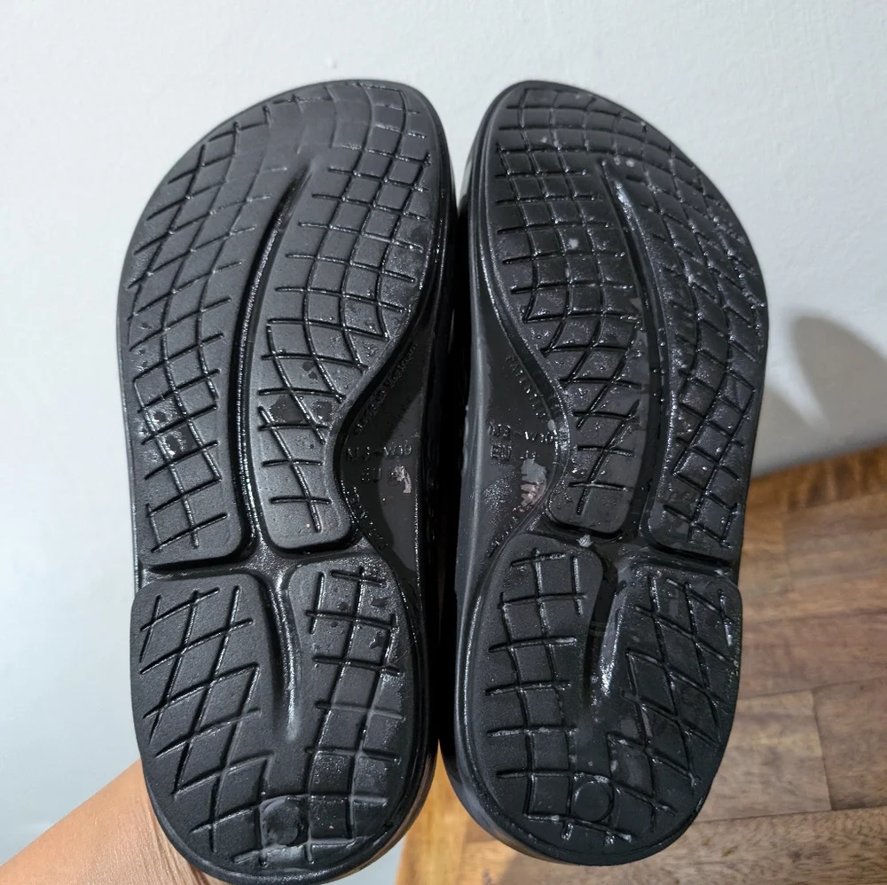 Ooffos Eymer work‎ NYC & Chicago Marathon  size 10 women's 8mens